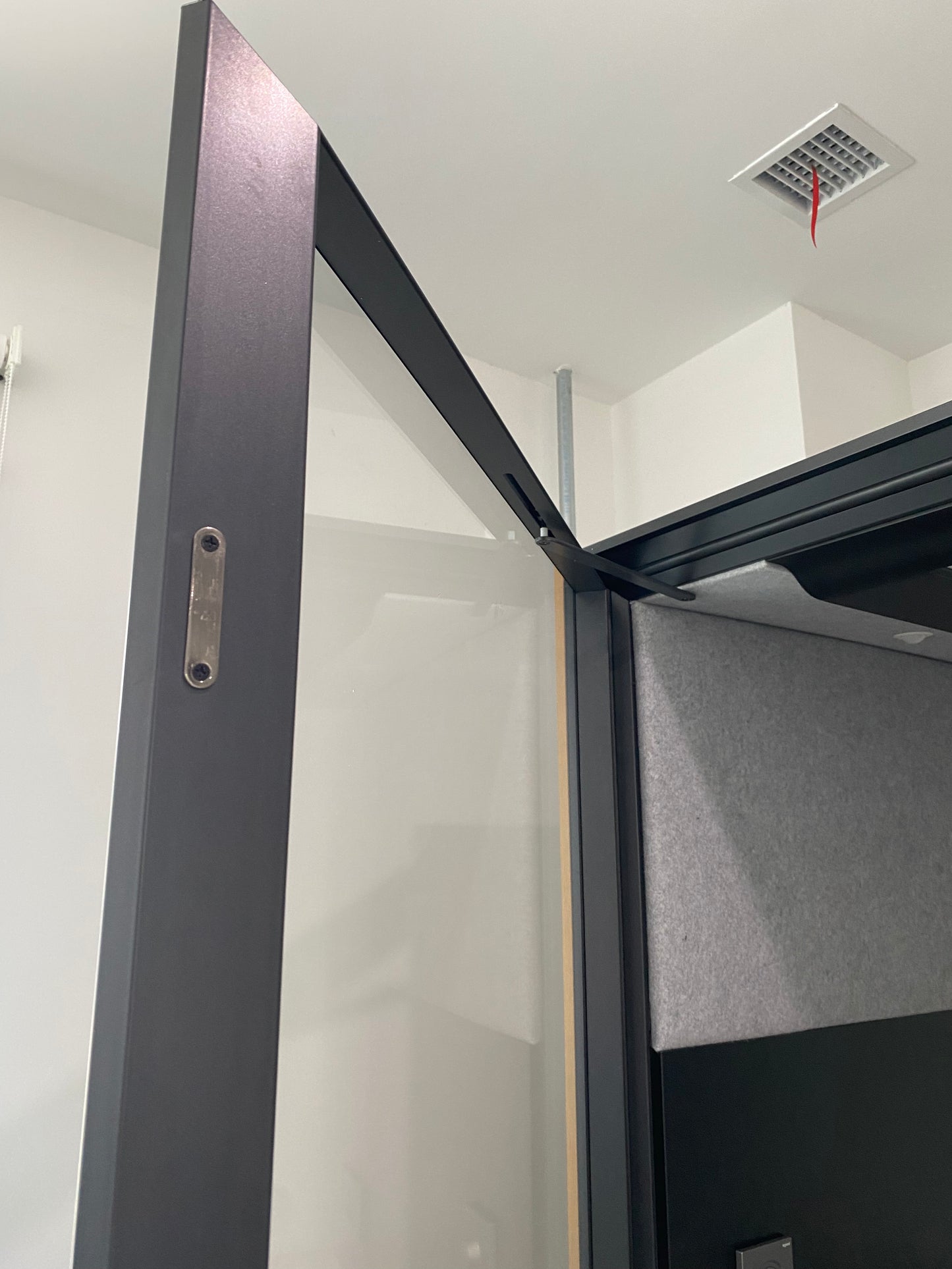 Series 3 CME1 - 90x103x228cm - OFFICEBOOTH AUSTRALIA PTY LTD
